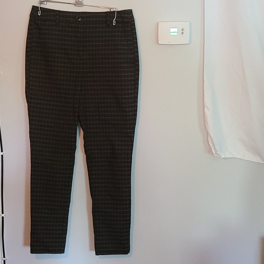 Black/Brown Plaid Dress Pants